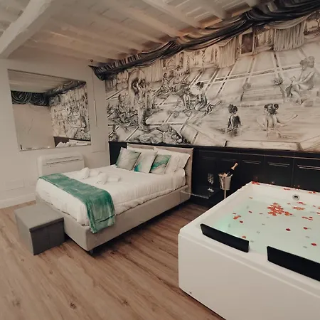 Bed & Breakfast Mirror Colosseo Monti Con Jacuzzi