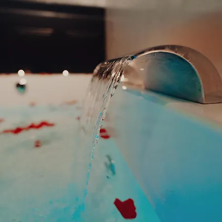 Mirror Colosseo Monti Con Jacuzzi Bed & Breakfast