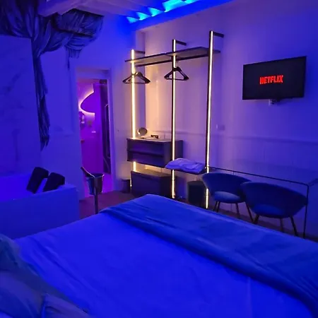 Bed & Breakfast Mirror Colosseo Monti Con Jacuzzi 4*