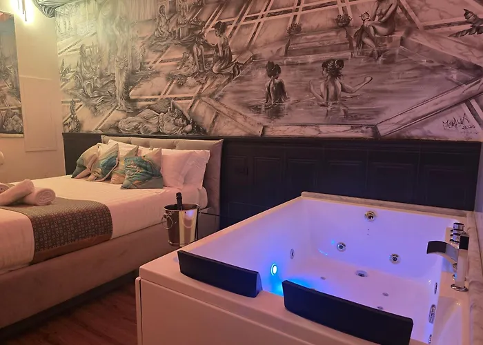 Mirror Colosseo Monti Con Jacuzzi 4* Rzym